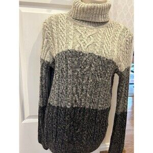 Tri-Color Turtleneck Sweater - M